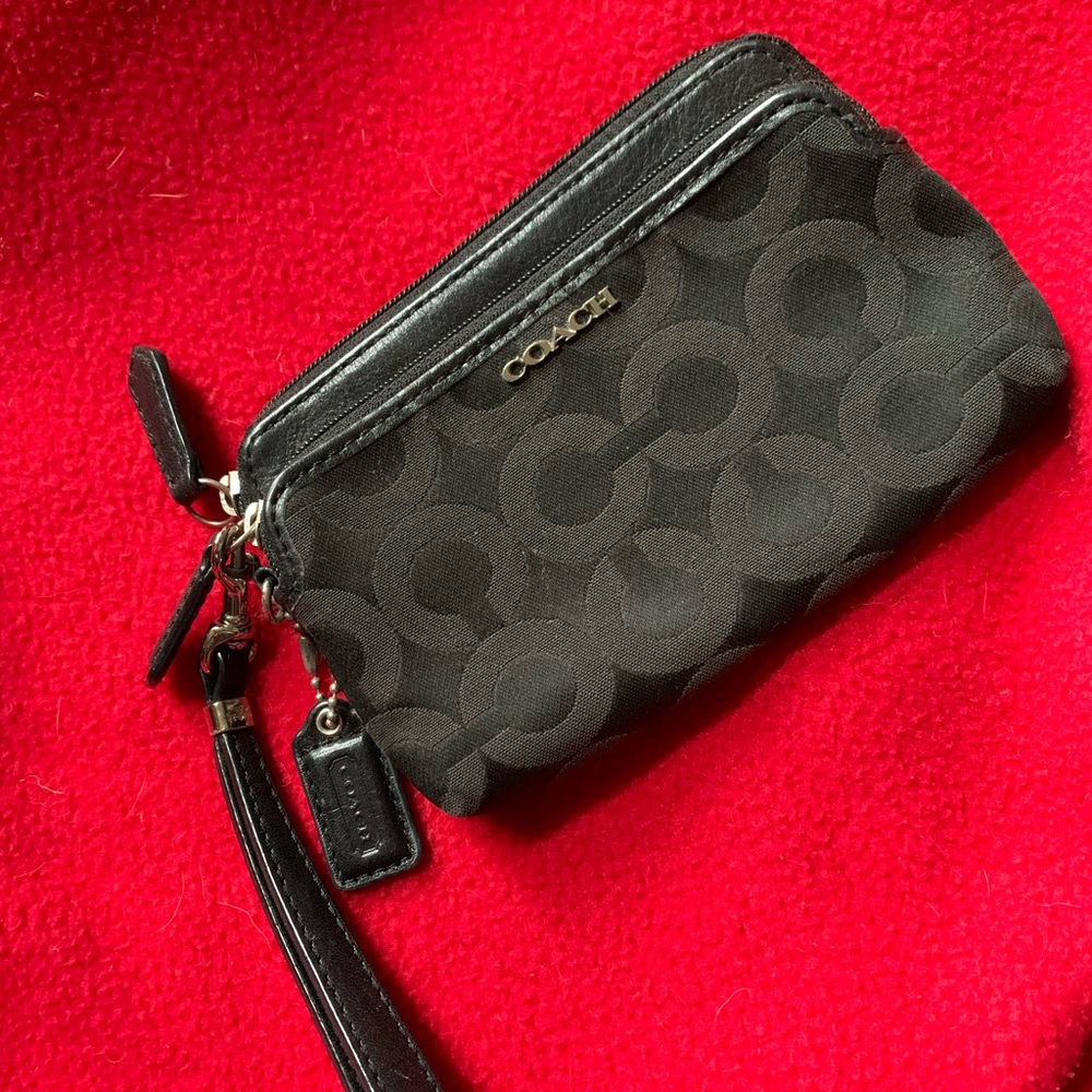 Coach Wristlet Black